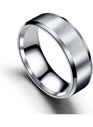 Smooth Mirror Surface Ring 