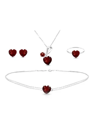 18 Karat White Gold Garnet Studded Jewellery Set 