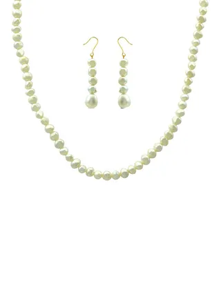 10 Karat Gold With Pearls Strand Jewellery Set 