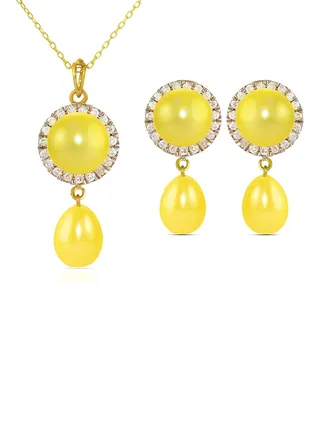 18 Karat Gold 0.30 ct Genuine Diamonds And Pearl 2 Piece Jewellery Set 