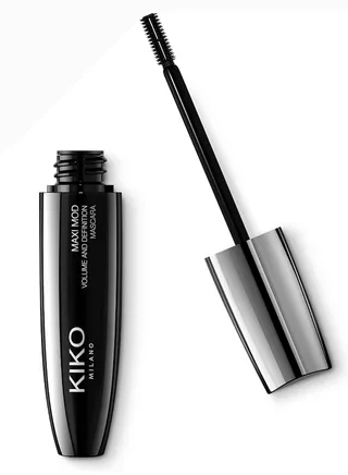 Maxi Mode mascara to thicken and define eyelashes from Kiko Milano | Mascara with a small brush for maximum definition - and volume-enhancing effect 