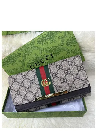 Luxury women's wallet from Gucci 