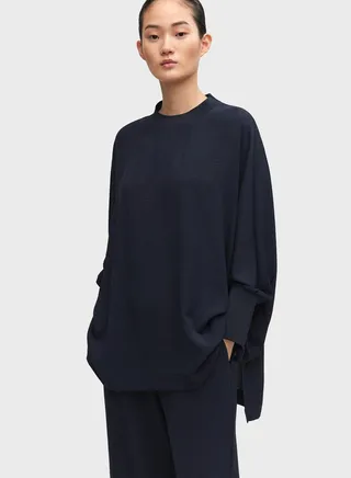 Round Neck Sweatshirt 