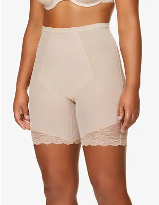 Womens Foundation Spotlight on Lace Super High-rise esh id-thigh Shorts