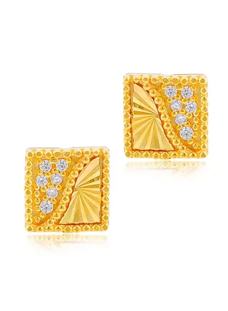 22kt Gold Square Stud Earrings for Everyday Elegance 