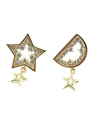 Golden Star Letter Design Asymmetric Earrings 