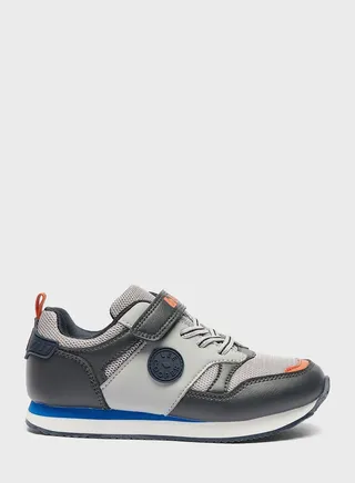Kids Low Top Lace Up Sneakers 