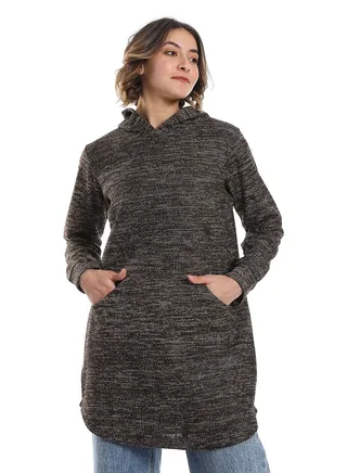 Women Closed Hoodie With Front Pocket 