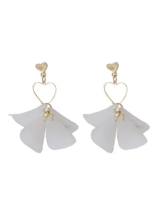 Flower Shaped Dangle Earrings 