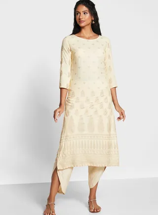Straight Kurta With Ethnic Prints 