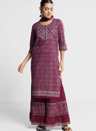 Floral Print Kurti & Flared Pants Set 
