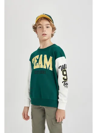 Boy Oversize Fit Crew Neck Long Sleeve Knitted Sweat Shirt 