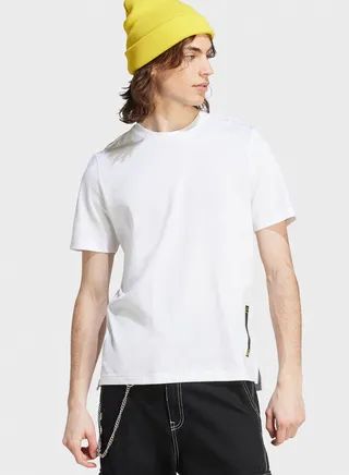 Sportswear City Escape Split-Hem T-Shirt
