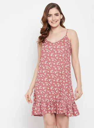Clovia Pretty Florals Short Night Dress In Spanish Pink- Rayon 