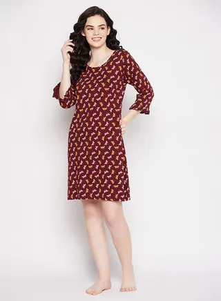 Clovia Butterfly Print Short Night Dress In Plum Colour - 100% Cotton 