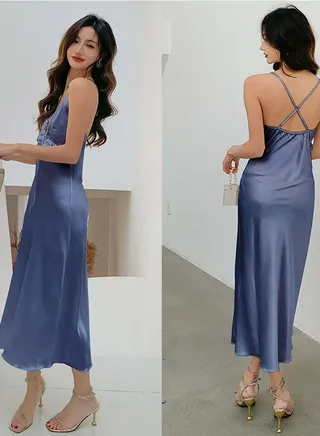 Women's Elegant Solid Color Nightgown V-Neck Midi Slip Dress Soft Loungewear Sleepwear Dress With Adjustable Strap Dusty Blue 