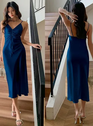 Women's Elegant Solid Color Nightgown V-Neck Midi Slip Dress Soft Loungewear Sleepwear Dress With Adjustable Strap Navy Blue 