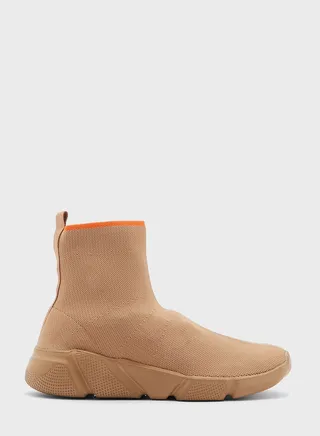 Casual High Top Sneakers 