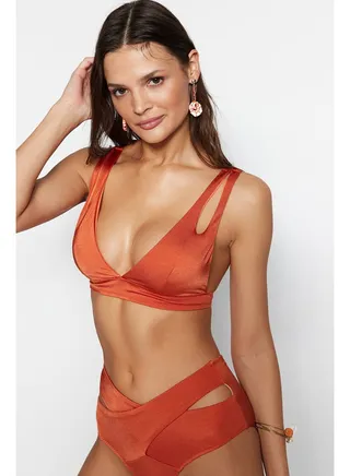 Tile Triangle Cut Out/Window Bikini Top TBESS20BU0202 