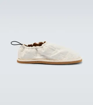 Drawstring slippers