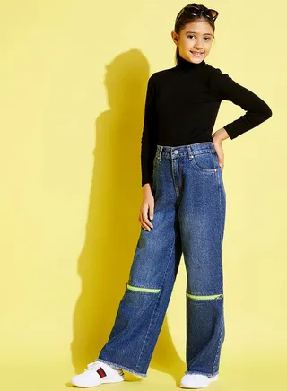 Front Zip Detail Mid Rise Straight Fit Jeans 