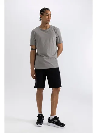 Man Slim Fit Knitted Shorts 