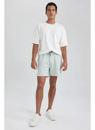 Man Slim Fit Knitted Knitted Short 