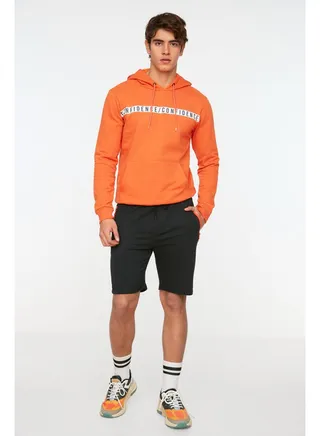 Black Men Regular Cut Zipper Pocket Elastic Waist Lace-Up Shorts 