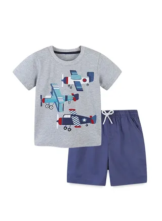 Boys Stylish Comfy T-Shirt And Shorts Set 