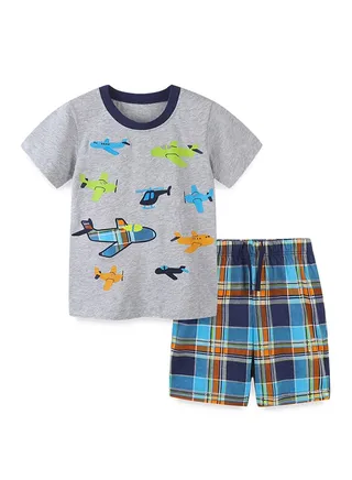 Boys Stylish Comfy T-Shirt And Shorts Set 