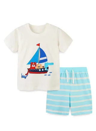 Boys Stylish Comfy T-Shirt And Shorts Set 