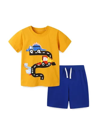 Boys Stylish Comfy T-Shirt And Shorts Set 