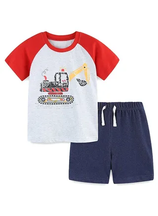 Excavator printed T-shirt and shorts two-piece set，Short sleeve suit for boys 