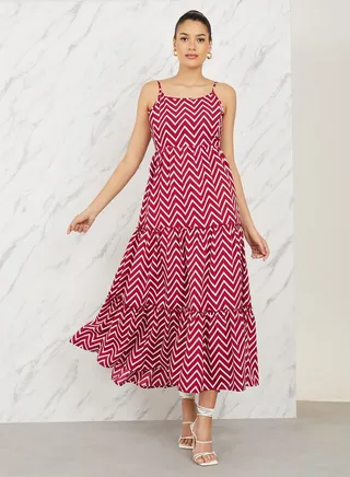 Chevron Print Cut Out Back Tie Up Tiered Maxi Dress 