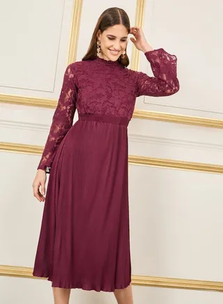 Lace Detail Pleated Hem A-Line Midi Dress 