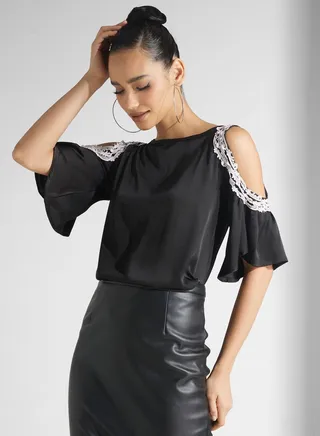 Cold Shoulder Lace Detail Top 