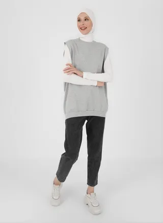 Round Neck Sweatshirt 