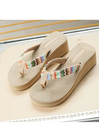 Ladies Summer Daily Casual Outdoor Flip Flops Fashion Faux Grass Woven Simple Slippers 