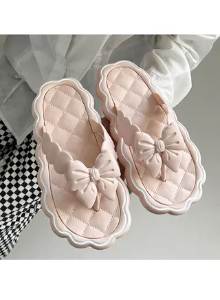 Korean Style Summer Ladies Soft Bottom Outdoor Flip Flops 