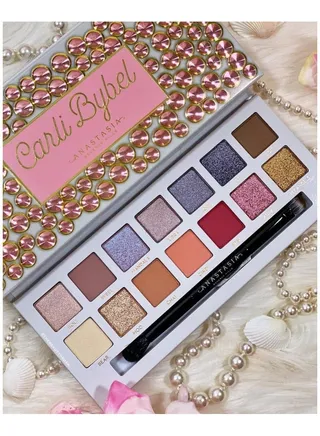 Anastasia Beverly Hills Carly Bible Eyeshadow Palette - Eve 