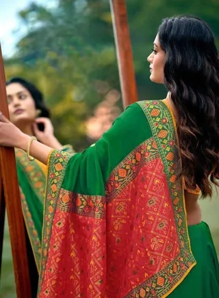 Green Silk Saree With Paithani Border And Pallu Plus Yellow Unstitched Blouse 