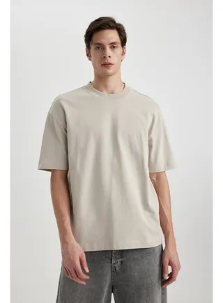 Man Oversize Fit Crew Neck Short Sleeve Knitted T-Shirt 