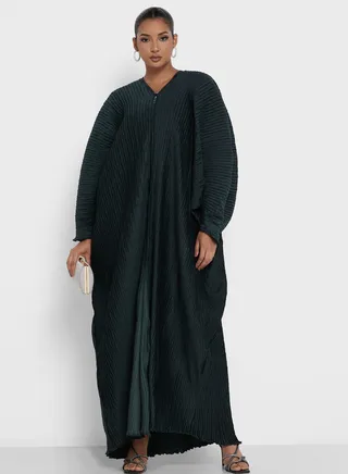 V-Neck Pleated Abaya 