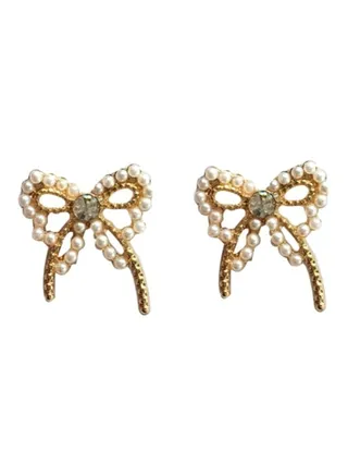Bow Shape Stud Earrings 