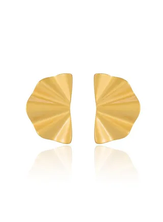 18K Gold 3D Fan Shaped Earrings For Women 