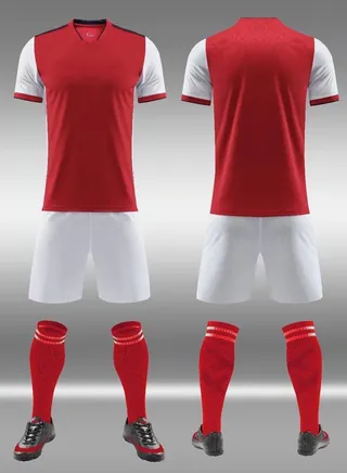 2-pieces Breathable and lightweight Men's And Women's Football Shirt 