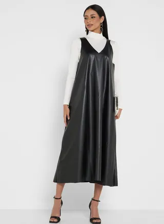 V-Neck Dress 