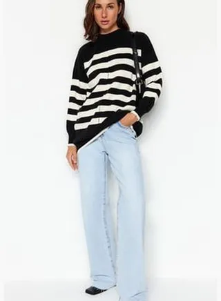 Black and White Striped Stitching Detailed Knitwear Sweater TCTAW24AK00173