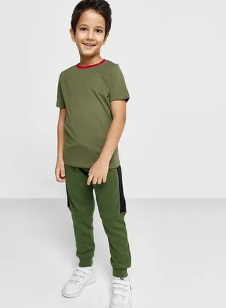 T-Shirt & Jogger Set For Boys 