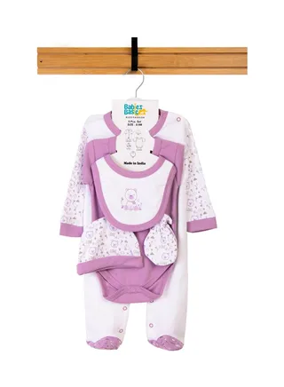 Babiesbasic 5 piece unisex 100% cotton Gift Set include Bib, Romper, Mittens, cap and Sleepsuit/Jumpsuit- Teddy 